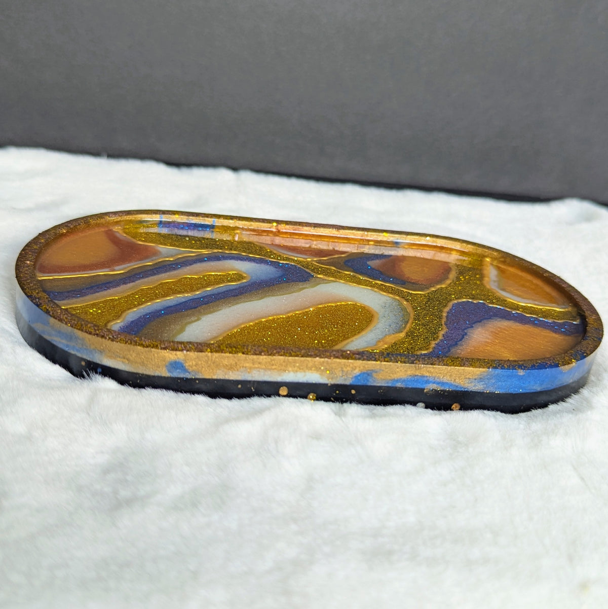 Gold & Blue Unique Geode-Inspired Jewelry Tray
