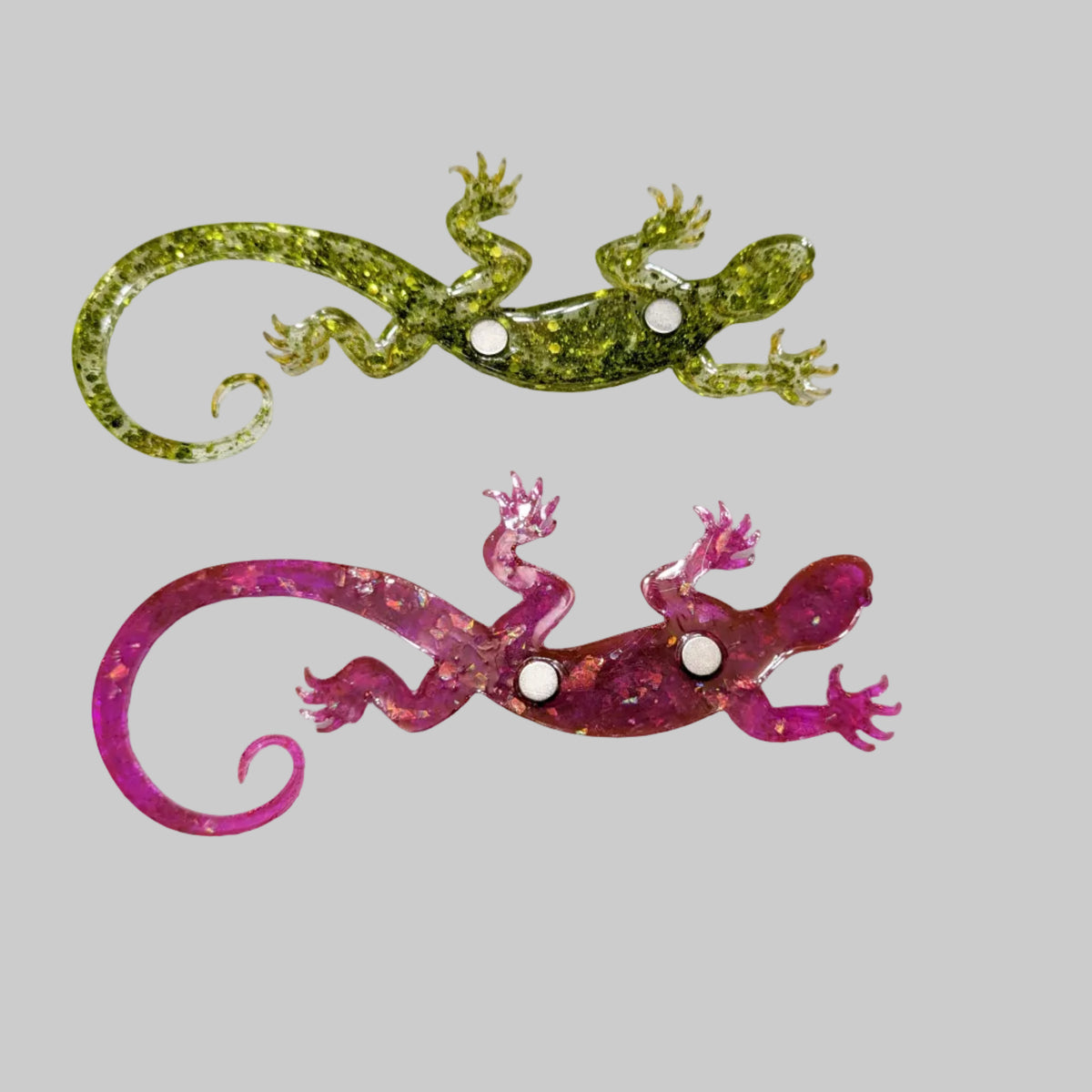 Handmade Resin Salamander Magnet — Emerald Green and Pinky Couple